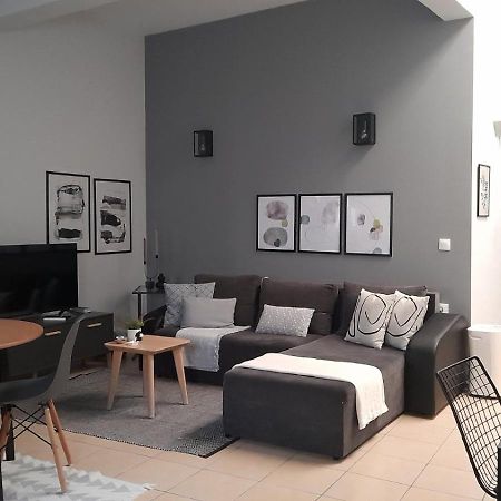 Apt22 Stylish Apartment Close Of Heraklion Center Bagian luar foto
