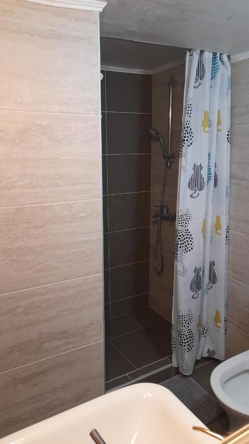 Apt22 Stylish Apartment Close Of Heraklion Center Bagian luar foto